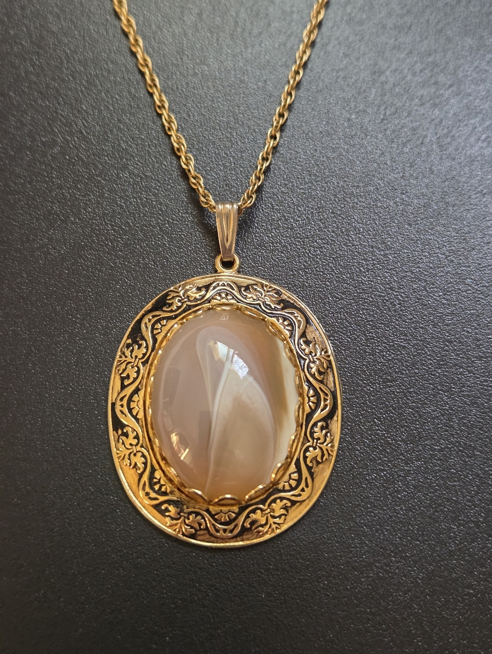 Vintage-Inspired Gold and Cream Pendant Necklace